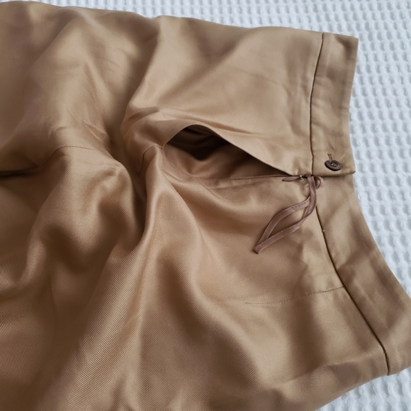 NEW Carolina Herrera retro tan flat front high waisted silk gaucho shorts 8 - Picture 8 of 9